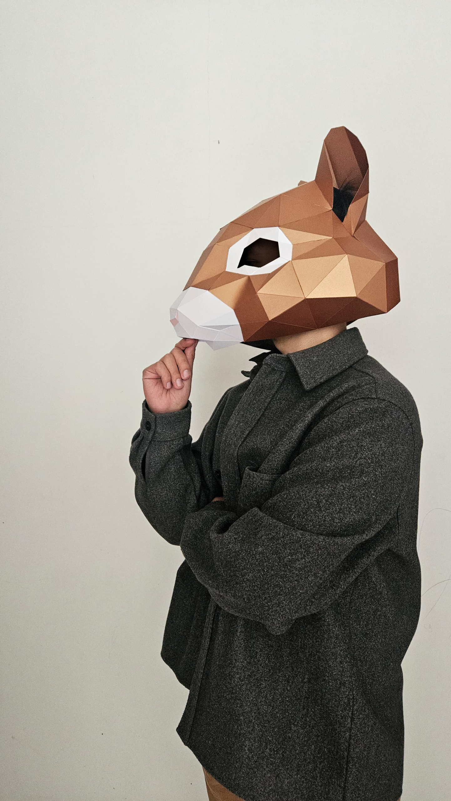 Ardilla mascara papercraft halloween - Imagen 3