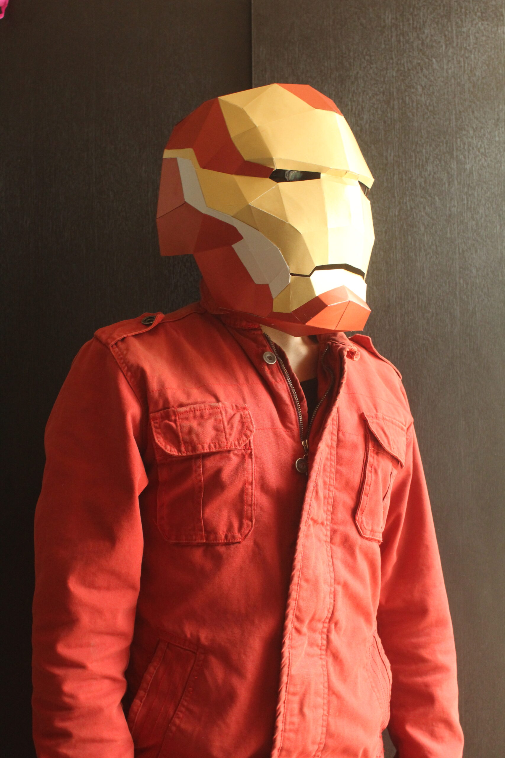 IRONMAN HALLOWEEN PAPERCRAFT MASK - Imagen 2